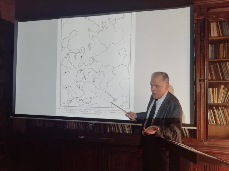 Леонид Кызласов прочитал лекцию в Минусинском музее