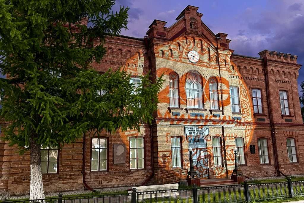 НЕЗАБЫВАЕМАЯ ПРОГУЛКА ПО ВЕЧЕРНЕМУ МИНУСИНСКУ!