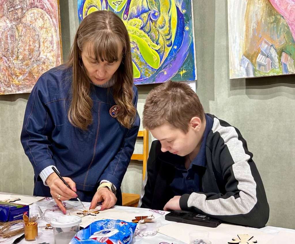 АНГЕЛ НА СЧАСТЬЕ