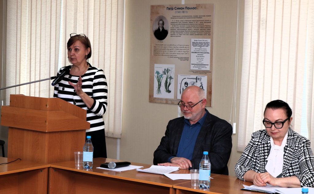 III АПРЕЛЬСКИЕ ТЕЗИСЫ В ШУШЕНСКОМ 